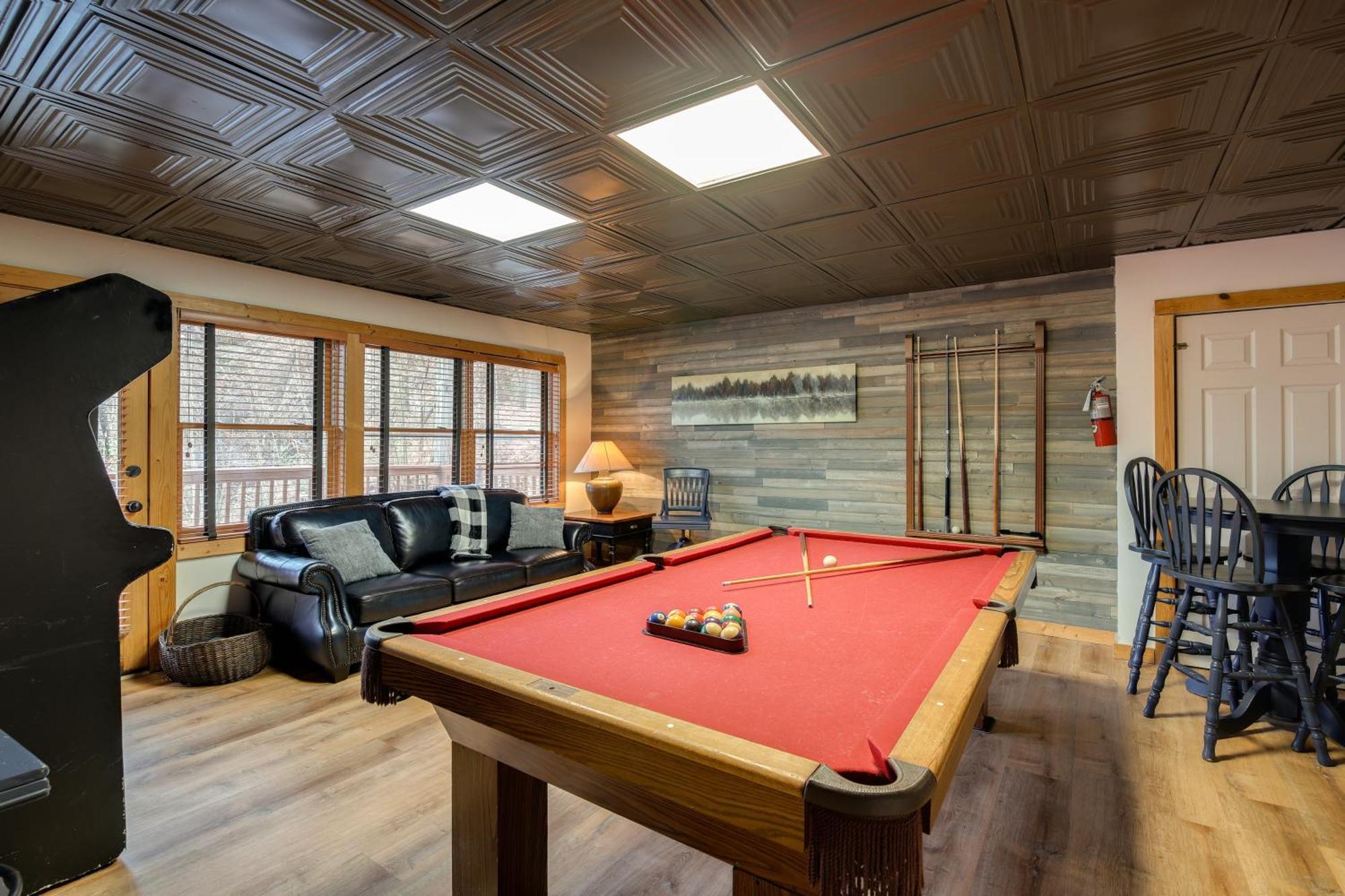 Villa Pet-Friendly Gatlinburg Retreat With Hot Tub! Exterior foto